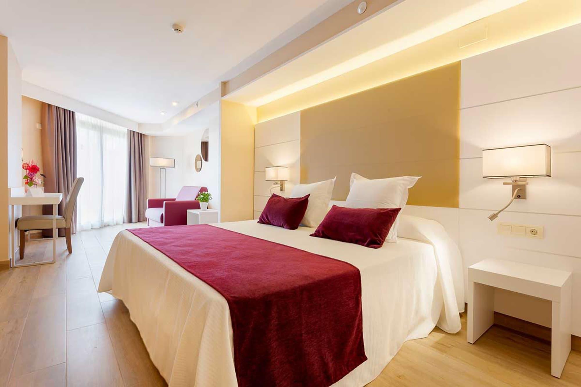 Hotel Beverly Park & Spa Blanes Exterior photo