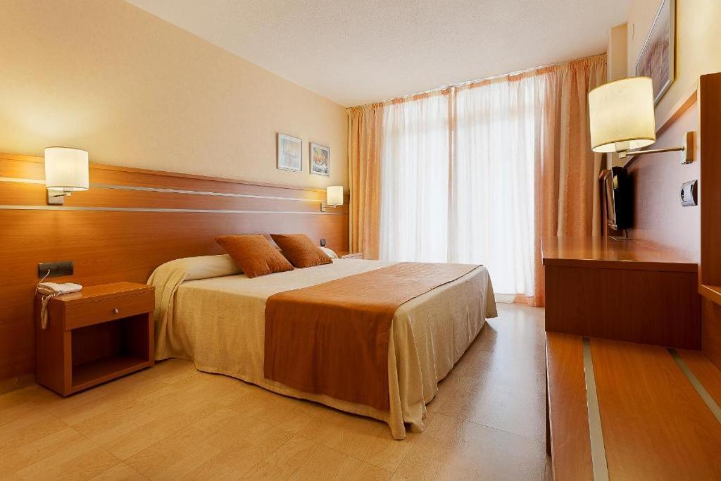 Hotel Beverly Park & Spa Blanes Exterior photo